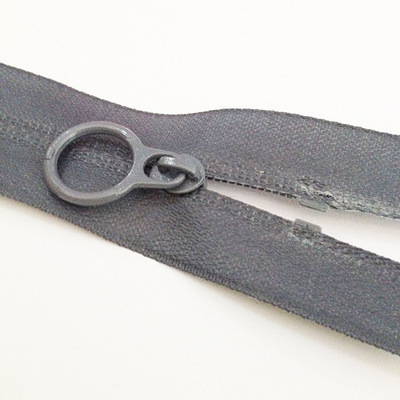 專(zhuān)業(yè)之選 尼龍、樹(shù)脂、金屬拉鏈廠家批發(fā)，上海星利拉鏈為您提供品質(zhì)與價(jià)格的雙重保障